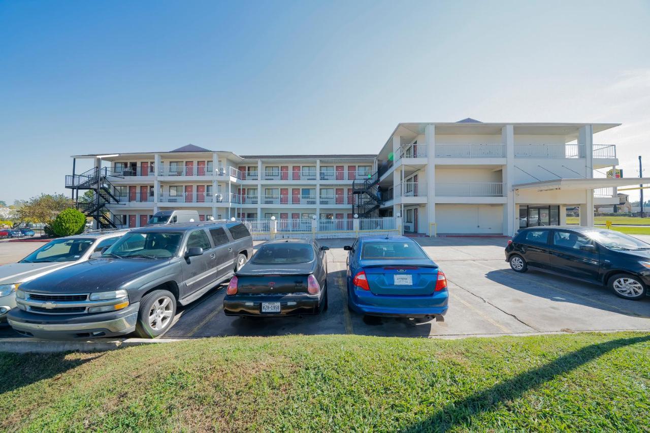 Americas Best Value Inn & Suites Humble Luaran gambar