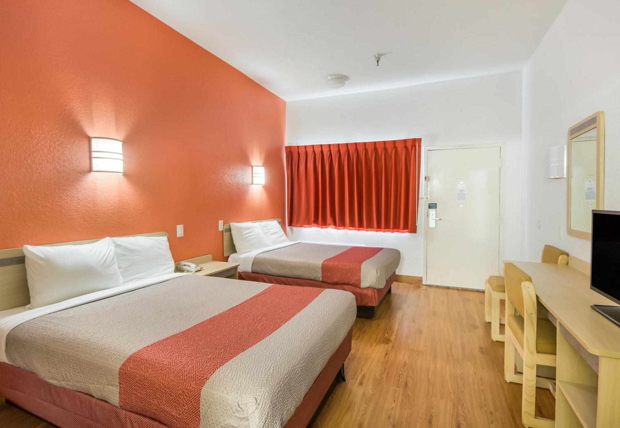 Americas Best Value Inn & Suites Humble Luaran gambar